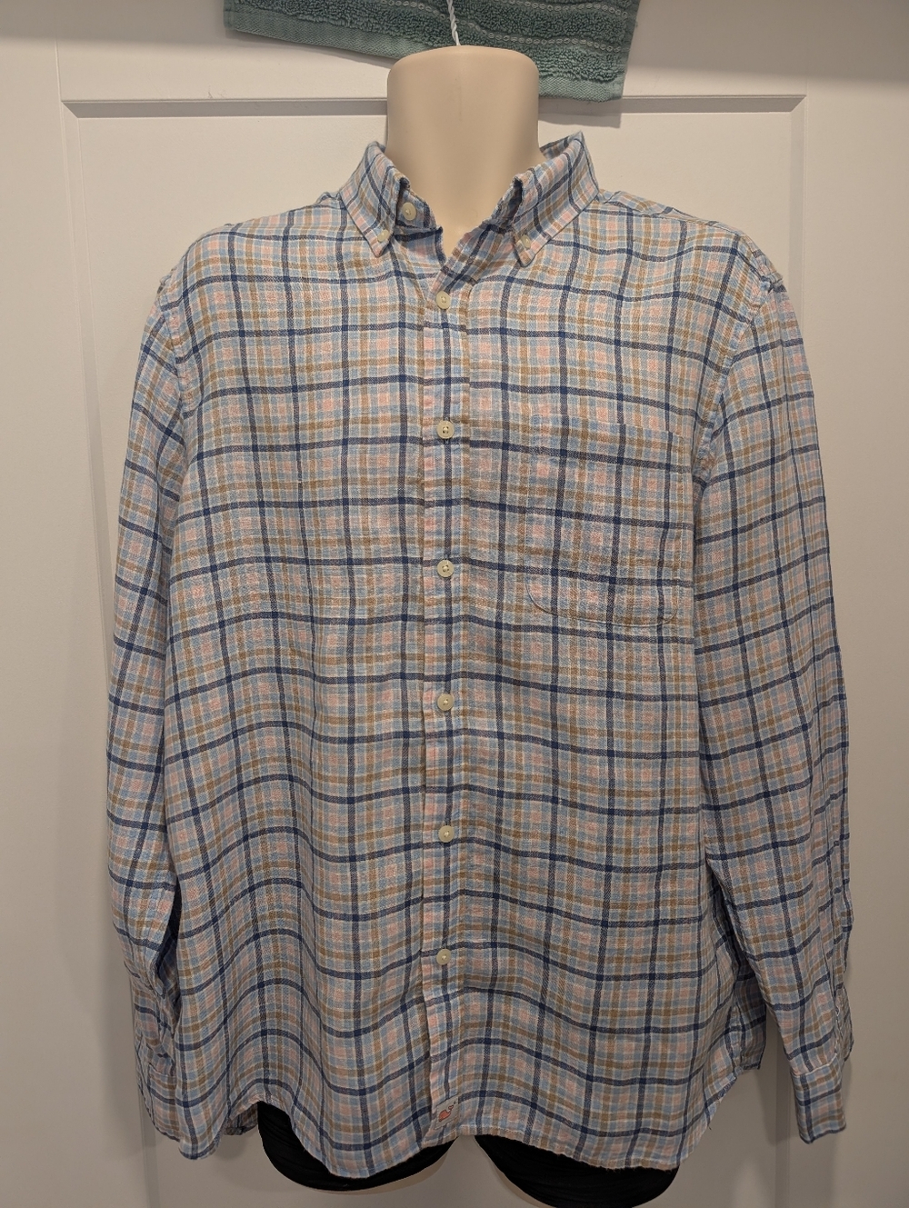 Vineyard Vines Blue and Tan Plaid Button-Down Shirt